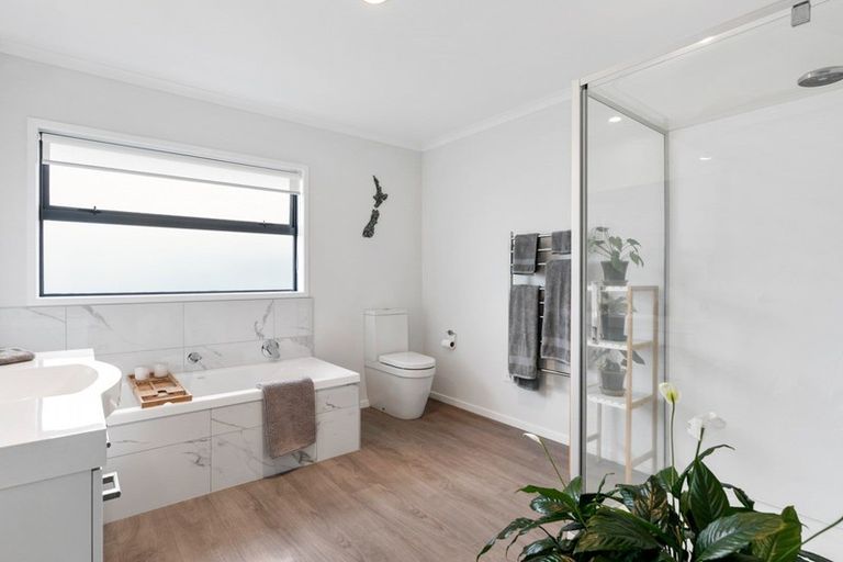 Photo of property in 65 Puhirake Crescent, Pyes Pa, Tauranga, 3112