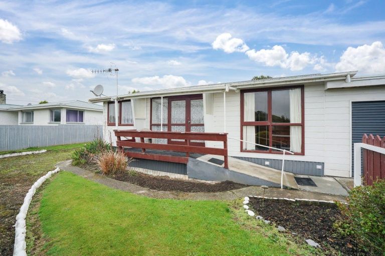 Photo of property in 203 Dunns Road, Otatara, Invercargill, 9879