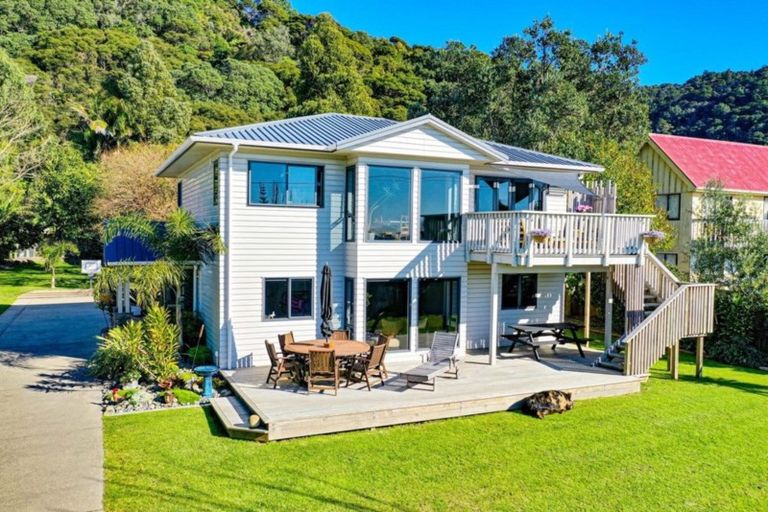 Photo of property in 9 Pakeha Street, Matata, Whakatane, 3194