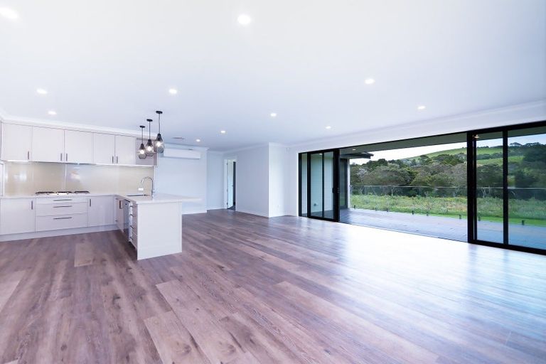 Photo of property in 32 Admiralty Drive, Haruru, 0204