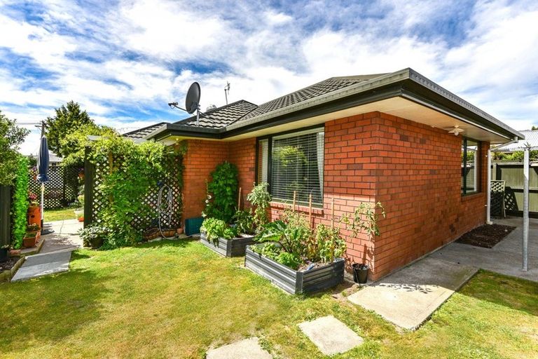 Photo of property in 41 Chedworth Avenue, Bishopdale, Christchurch, 8053