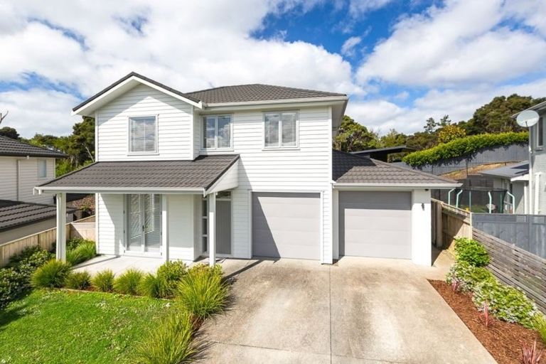Photo of property in 61 Mackay Drive, Greenhithe, Auckland, 0632