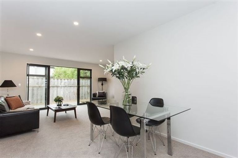 Photo of property in 4/34 John Campbell Crescent, Hillmorton, Christchurch, 8024
