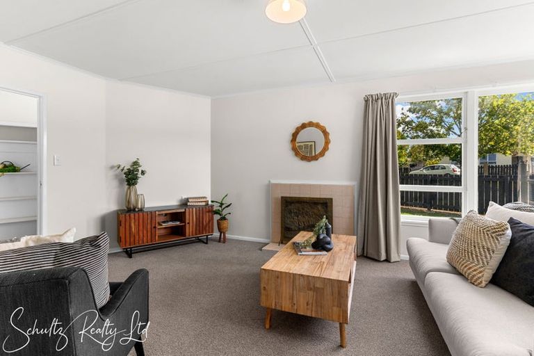 Photo of property in 15 Doctors Hill Road, Maungaturoto, 0520
