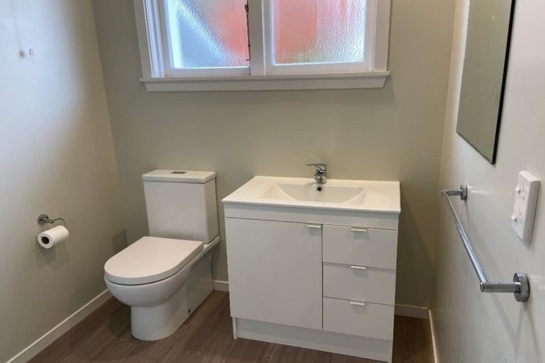 Photo of property in 93a Glandovey Road, Fendalton, Christchurch, 8052