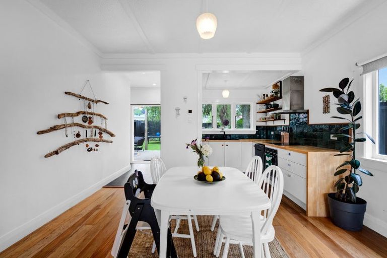 Photo of property in 21 Gaine Street, New Plymouth, 4310