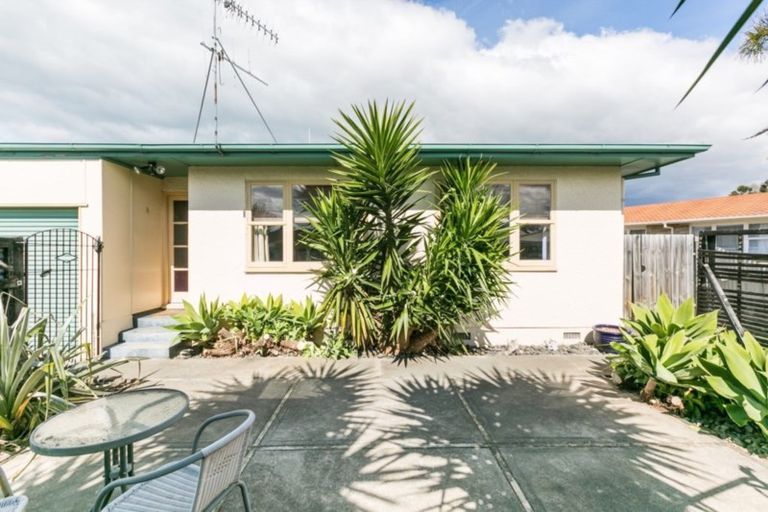 Photo of property in 4 Mcgregor Avenue, Pirimai, Napier, 4112
