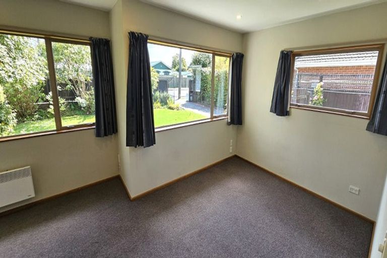 Photo of property in 232 Ilam Road, Ilam, Christchurch, 8041