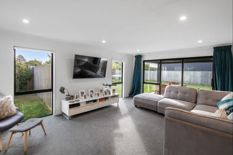 Photo of property in 1 Kingsdowne Drive, West Melton, 7618