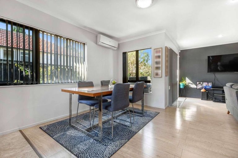 Photo of property in 45a Porchester Road, Papakura, 2110