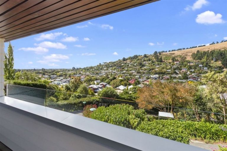 Photo of property in 2 Glenview Terrace, Saint Martins, Christchurch, 8022