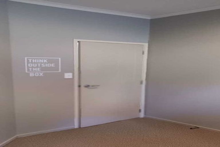 Photo of property in 24 Delta Mews Place, Clive, 4102