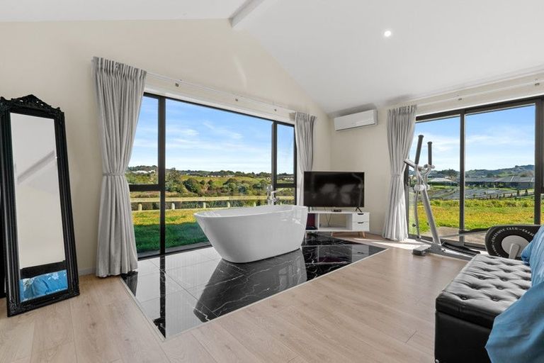 Photo of property in 20 Old Lexie Way, Pokeno, 2471