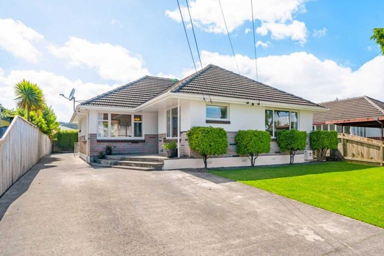 Photo of property in 28 Kashmir Avenue, Clouston Park, Upper Hutt, 5018
