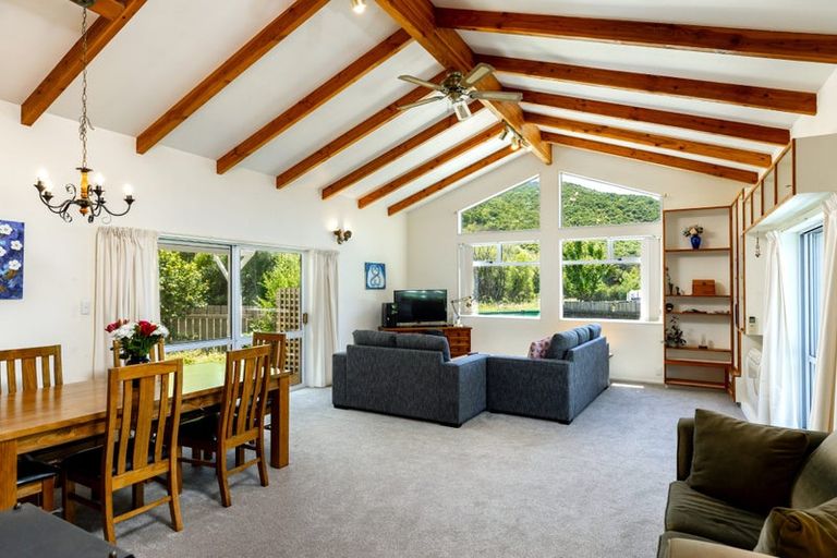 Photo of property in 14 The Anchorage, Waikawa, Picton, 7220