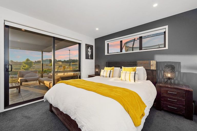 Photo of property in 33 Te Paea Avenue, Karaka, 2124