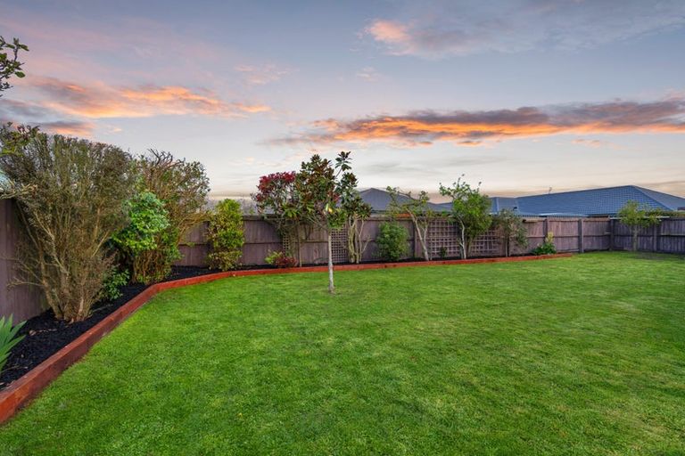 Photo of property in 13 Stark Place, Kaiapoi, 7630