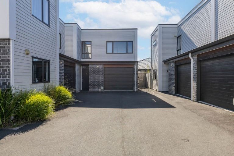 Photo of property in 10/3 Korimako Street, Frankton, Hamilton, 3204