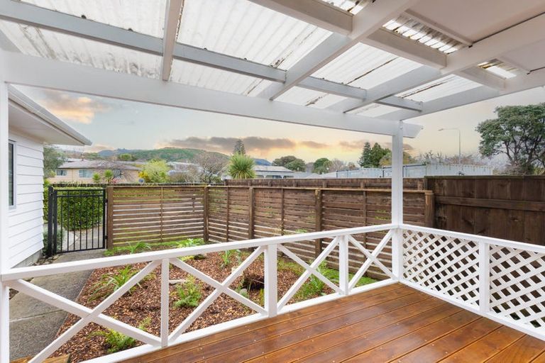 Photo of property in 9a Awatea Avenue, Paraparaumu, 5032