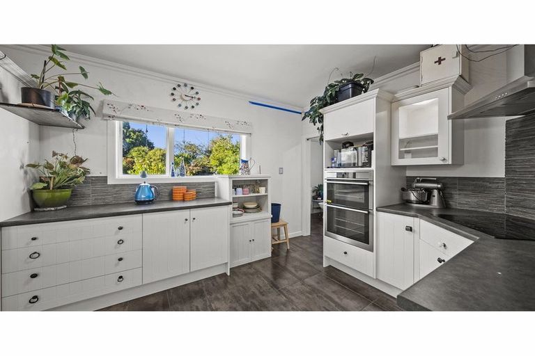 Photo of property in 31 Garvins Road, Hornby, Christchurch, 8042