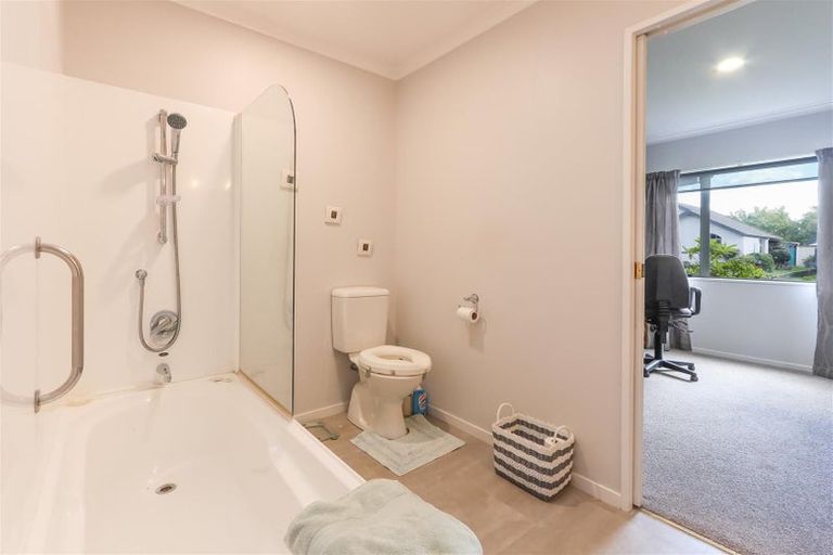 Photo of property in 285 Vaughan Road, Owhata, Rotorua, 3010