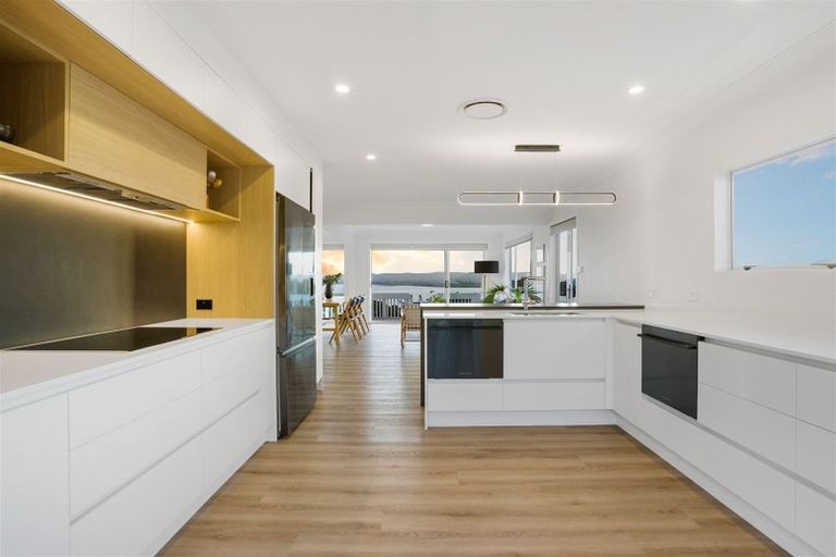 Photo of property in 128 Rangatira Road, Beach Haven, Auckland, 0626