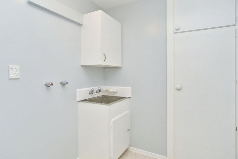 Photo of property in 1/73 Sabys Road, Halswell, Christchurch, 8025