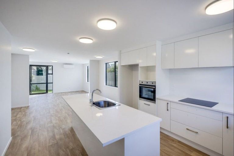 Photo of property in 1204a Norfolk Crescent, Mayfair, Hastings, 4122