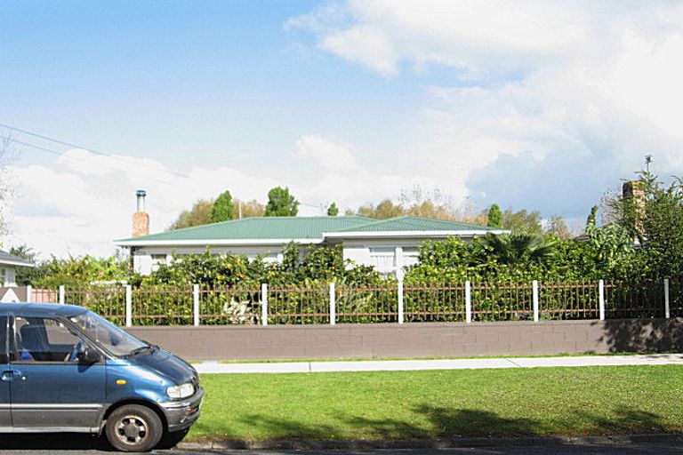 Photo of property in 34 Johnstones Road, Otara, Auckland, 2023