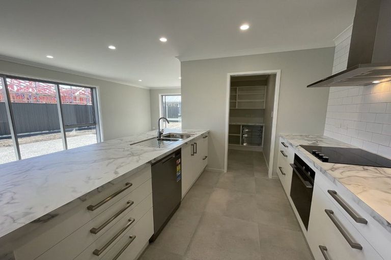 Photo of property in 16 Whangaehu Place, Te Awa, Napier, 4110