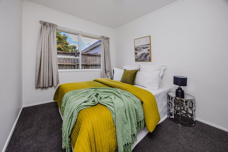 Photo of property in 4/3 Corin Avenue, Manurewa, Auckland, 2102