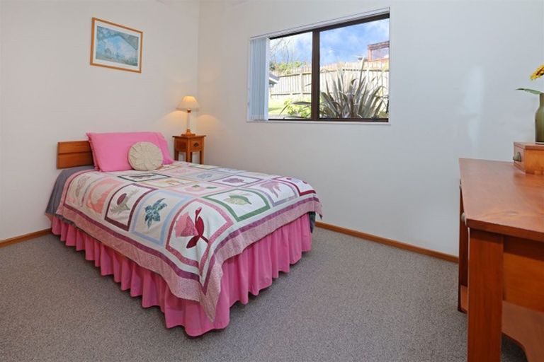 Photo of property in 13 Vintage Drive, Henderson, Auckland, 0612