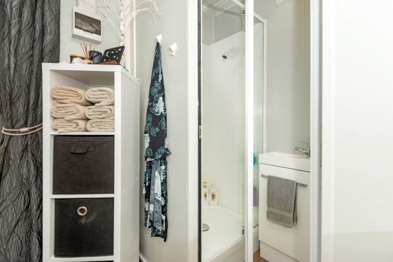 Photo of property in 7 Parkinson Street, Tolaga Bay, 4077