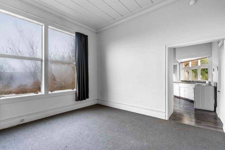 Photo of property in 16a-b Johnston Street, Gore, 9710