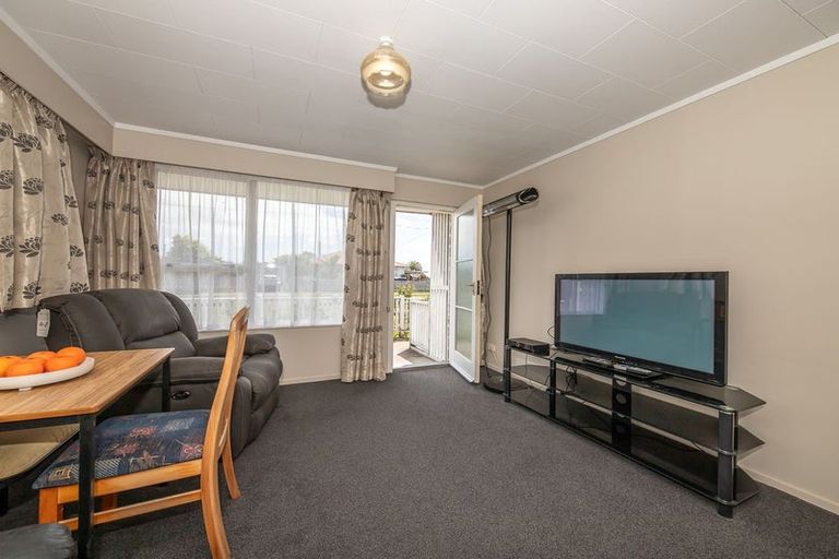 Photo of property in 27 Romilly Street, Westport, 7825