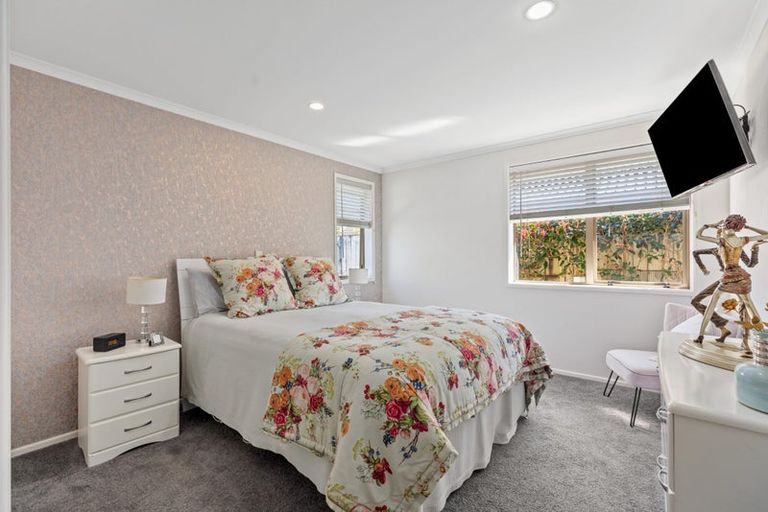 Photo of property in 20 Beachmere Place, Papamoa Beach, Papamoa, 3118