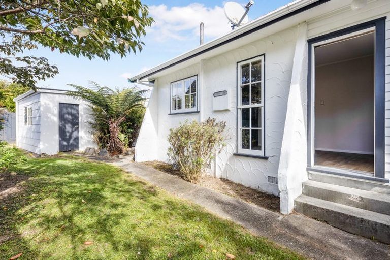 Photo of property in 34 Akron Grove, Totara Park, Upper Hutt, 5018