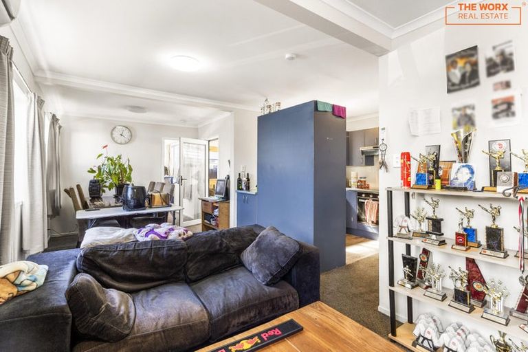 Photo of property in 10a Cambridge Road, Manurewa, Auckland, 2102