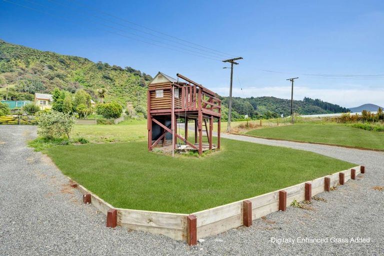 Photo of property in 9 Scott Street, Havelock, 7100