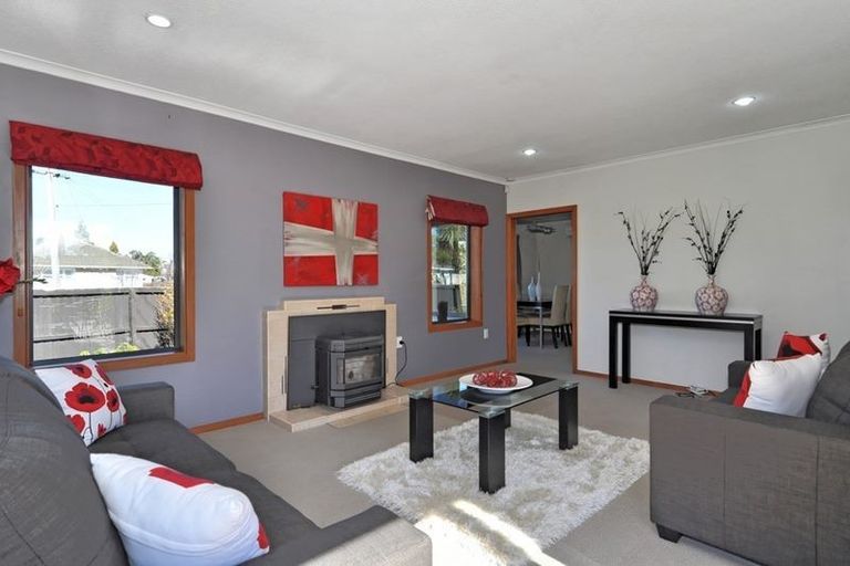 Photo of property in 17 Twyford Street, Bishopdale, Christchurch, 8053