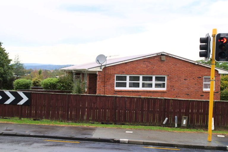 Photo of property in 2/60 Ridge Road, Howick, Auckland, 2014
