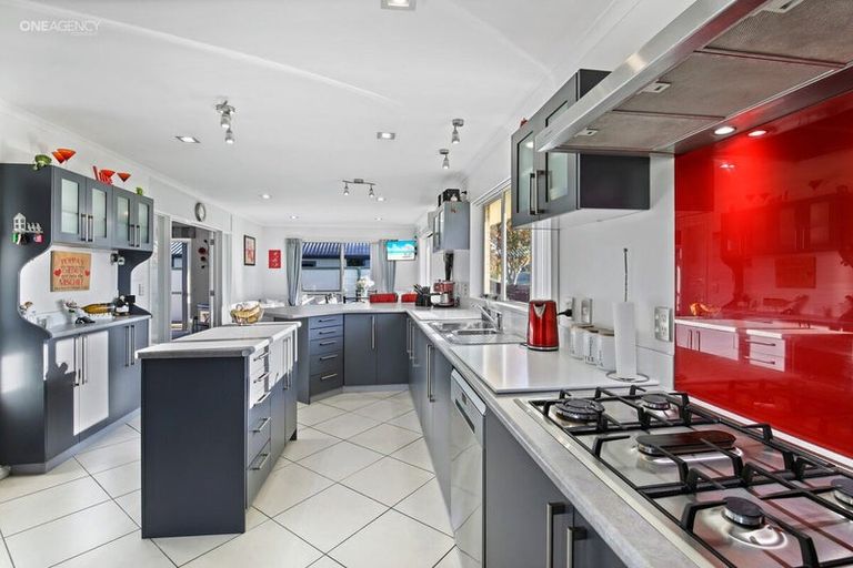 Photo of property in 22 Paget Drive, Woodend, 7610