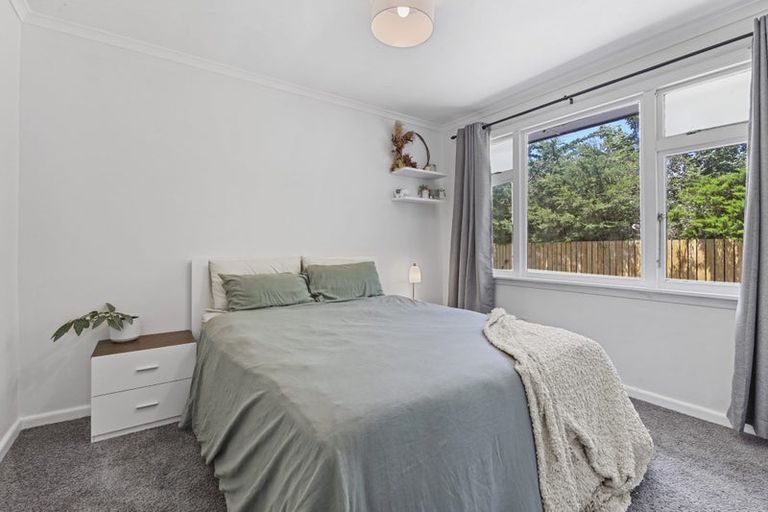 Photo of property in 144a High Street, Oxford, 7430