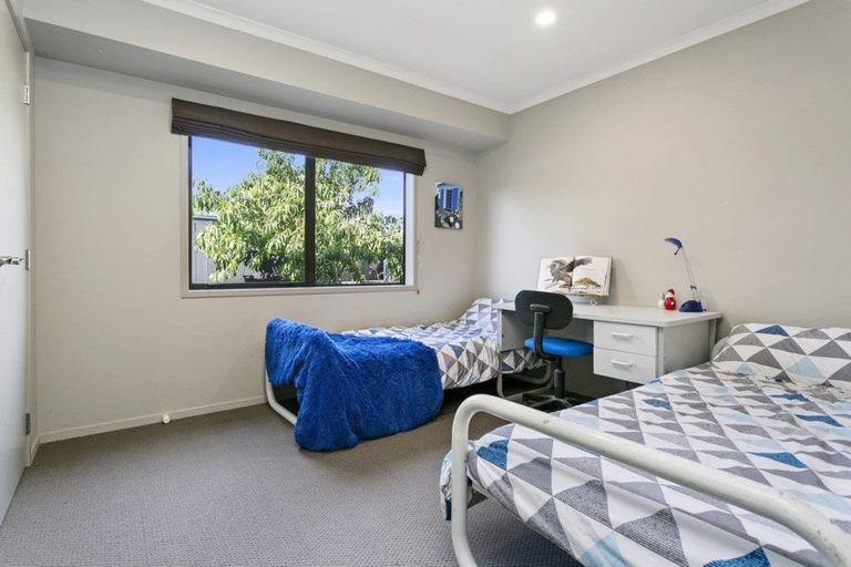 Photo of property in 24 Jasmine Place, Cambridge, 3434