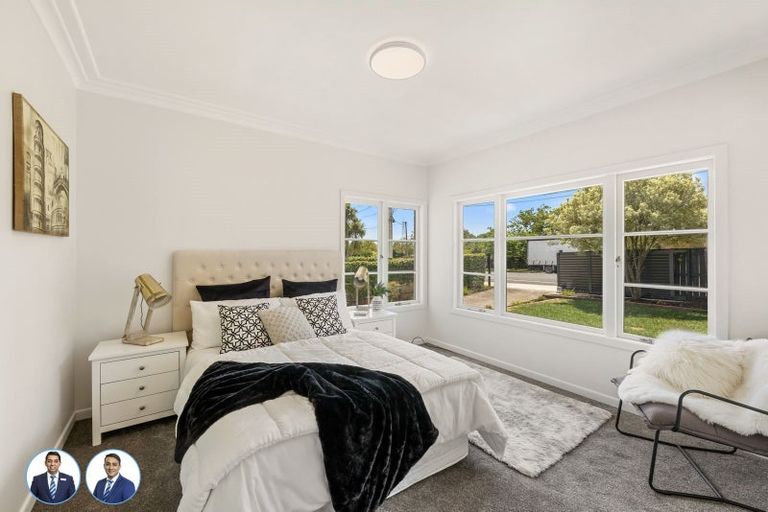 Photo of property in 14 Coronation Road, Mangere Bridge, Auckland, 2022