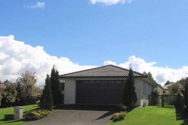 Photo of property in 10 Stanley Drive, Lynmore, Rotorua, 3010
