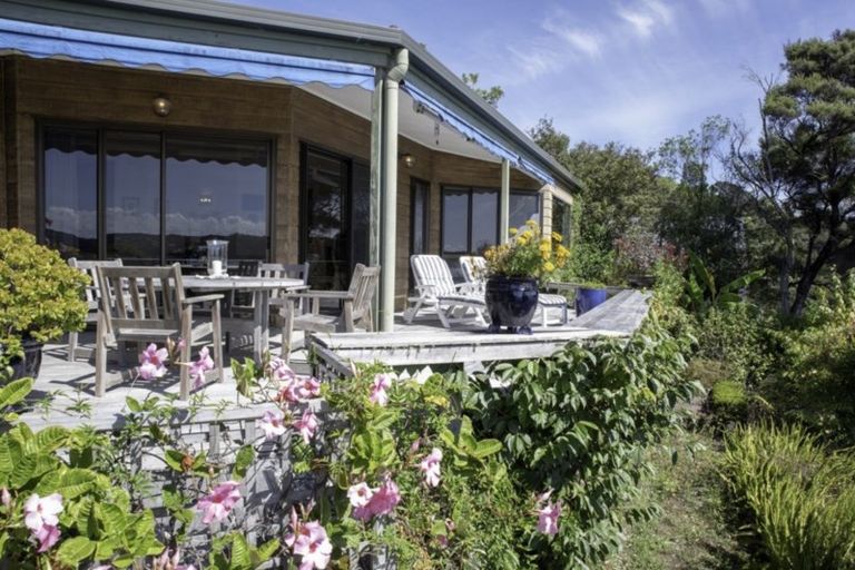 Photo of property in 22 Taiaruru Way, Russell, 0272