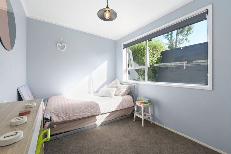 Photo of property in 8 Ansford Place, Bader, Hamilton, 3206