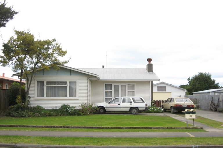 Photo of property in 27 Downing Avenue, Pirimai, Napier, 4112