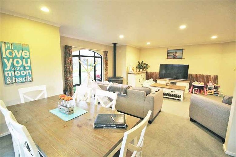 Photo of property in 69 Discovery Drive, Flagstaff, Hamilton, 3210